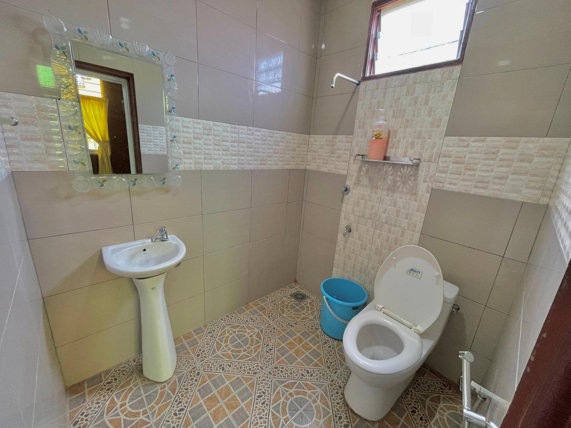 Tamteh Homestay Ayer Hitam Екстериор снимка