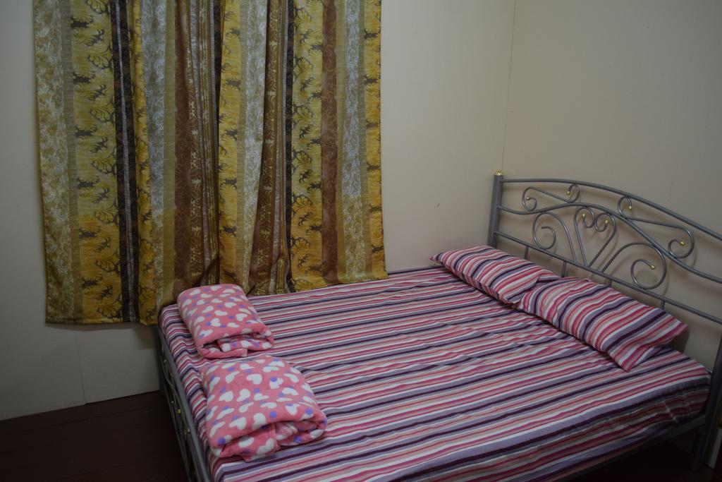Tamteh Homestay Ayer Hitam Стая снимка