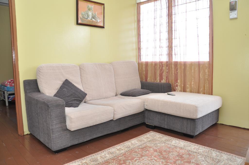 Tamteh Homestay Ayer Hitam Стая снимка