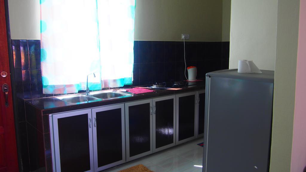 Tamteh Homestay Ayer Hitam Екстериор снимка
